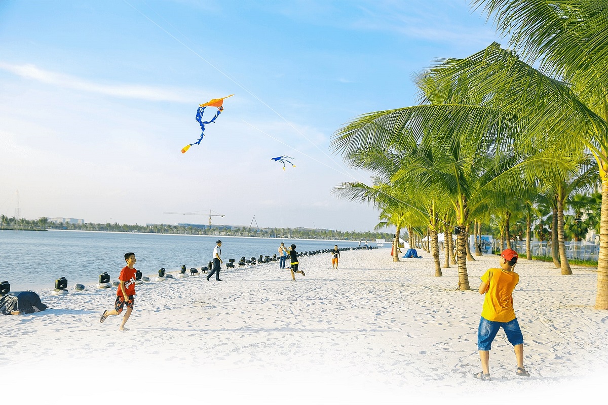 bien-ho-nuoc-ngot-vinhomes-ocean-park